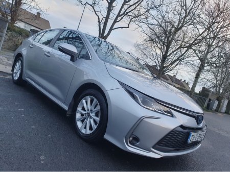 2023 Toyota Corolla Hybrid , LUNA SALOON 4DR AUTO €21,995
