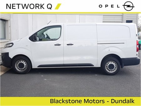 2022 Opel Vivaro  €31,950