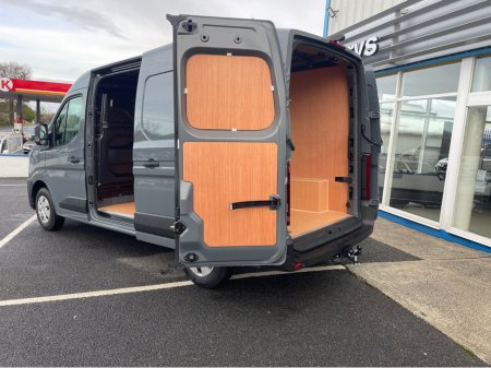 2026 Nissan Interstar L2 H2 FWD 150 SV Premium Automatic Heated Windscreen Reverse Camera €36,948 thumbnail