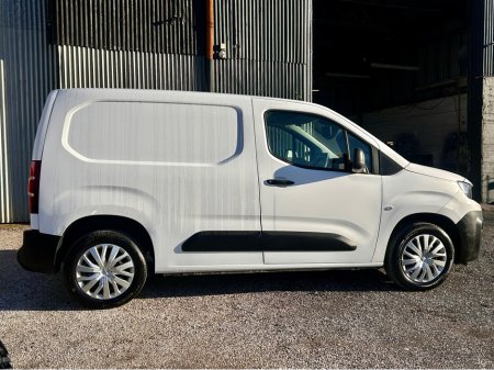 2021 Peugeot Partner PROFESSIONAL PLUS 1.5 BLUE HDI €12,950