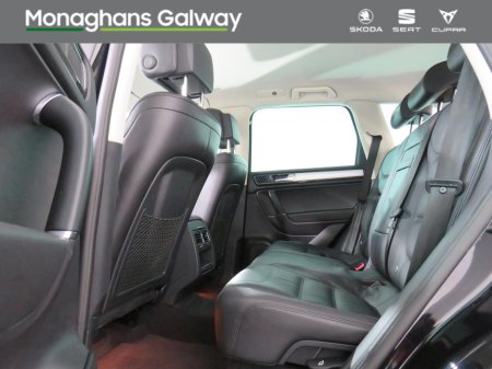 2018 Volkswagen Touareg 5 SEAT COMM 3.0 TDI 262BHP V6 AUTO €28,950 thumbnail