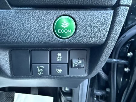 2016 Honda Jazz  €10,590 thumbnail