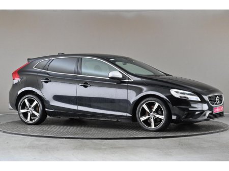 2017 Volvo V40 2.0 D3 R-DESIGN 6SPD *FULL LEATHER*PANORAMIC ROOF* €15,490 thumbnail