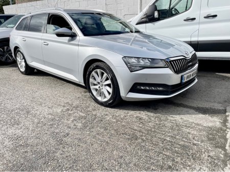 2023 Skoda Superb AMBITION COMBI 2.0 TDI 150HP MANUAL 5DR ESTATE €32,950