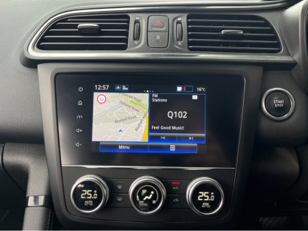 2022 Renault Kadjar EQUILIBRE TCE 140 - * Automatic, Reverse Camera, Sat Nav* €18,900 thumbnail