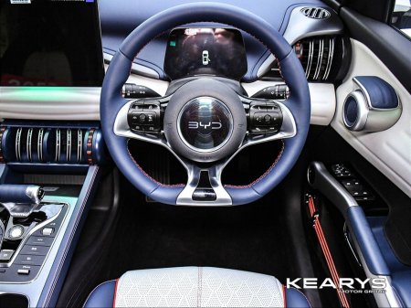 2026 BYD ATTO 3 Order your new 261 Atto 3 Design White today! €42,151 thumbnail