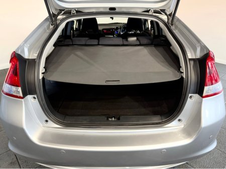 2012 Honda Insight 1.4 ZE2 CVT 5DR AUTO €6,990 thumbnail