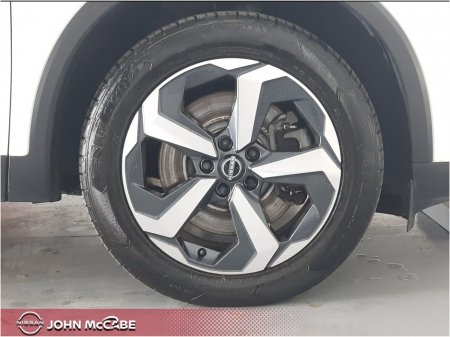 2023 Nissan Qashqai EPOWER SV PREMIUM GR R RR 4DR AUTO *RETAIL PRICE €35,450 - €2,000 SCRAPPAGE* FLEXIBLE FINANCE OFFERS AVAILABLE €33,450 thumbnail