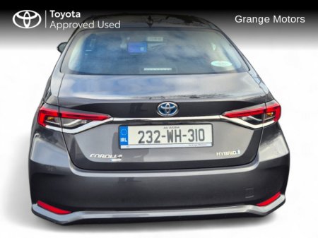 2023 Toyota Corolla 1.8 HYBRID LUNA SALOON €24,950