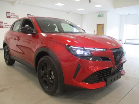 2026 Alfa Romeo Junior 1.2 136hp Hybrid Ibrida Auto €35,995