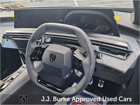 2025 Peugeot 5008 GT Hybrid 145bhp €52,950 thumbnail