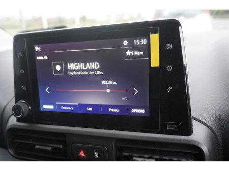 2023 Opel Combo KOMF L1H1-1.5 100PS D 3DR thumbnail