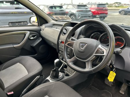 2018 Dacia Duster SIGNATURE 1.5 DCI 110 E 4DR AUTO thumbnail