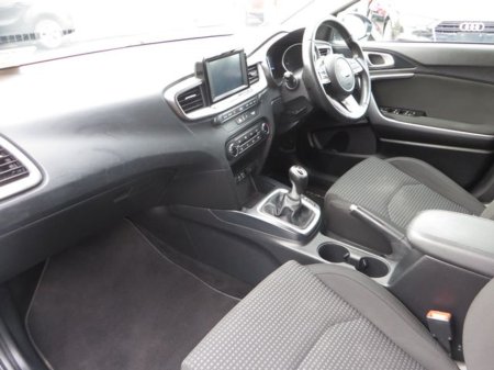 2019 Kia Ceed K2 Commercial 5DR €11,950 thumbnail
