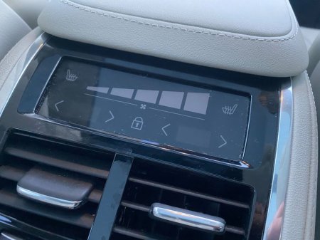 2025 Volvo XC90 T8 Ultra Dark AWD Auto (PHEV) €84,900 thumbnail