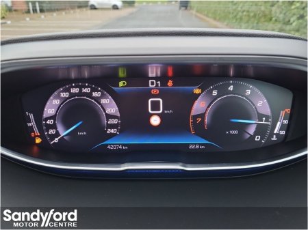 2023 Peugeot 3008 1.2 AUTOMATIC 1.2 Petrol ALLURE €31,950 thumbnail