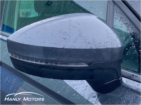 2021 Volkswagen Tiguan LIFE 2.0 TDI MANUAL 6SPEED FWD 122BHP 5 €24,450 thumbnail