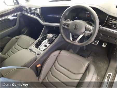 2025 Volkswagen Touareg Commercial | R-LINE | 3.0 TDI 4Motion 231BHP