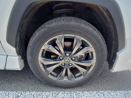 2023 Toyota Rav4 2.5 PHEV AWD-i Sol €41,999 thumbnail