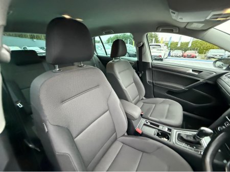 2018 Volkswagen Golf HIGHLINE - 1.2 PETROL - AUTO - 12M WARRANTY - CAR: 1624 €14,950 thumbnail