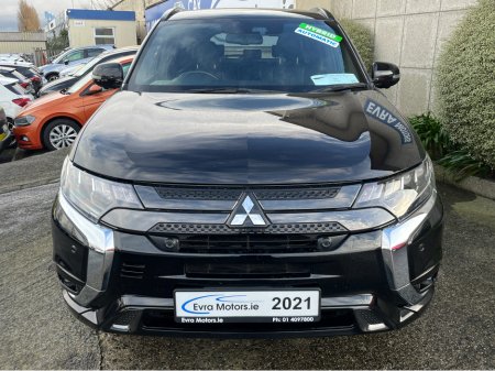 2021 Mitsubishi Outlander 4WD BLACK EDITION PLUG IN HYBRID 2.4 PETROL //HALF LEATHER HEATED SEATS AND STEERING WHEEL//REVERSE CAMERA//KEYLESS ENTRY//ADAPTIVE CRUISE CONTROL// €27,950