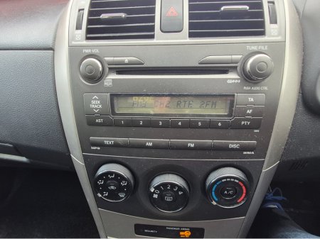 2008 Toyota Corolla 1.4 LUNA CBU NG €2,950