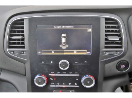 2017 Renault Megane 1.6 DCI 6SPD GRAND COUPE DYNAMIQUE NAV €12,490 thumbnail