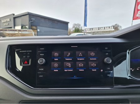 2022 Volkswagen Taigo R-LINE 1.0 TSI 110HP *Top Spec/Heated Seats/Automatic/Reverse Camera* thumbnail