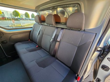 2021 Renault Trafic 6 SEATS LL30 BUSINESS PLUS ENERGY DCI €38,995