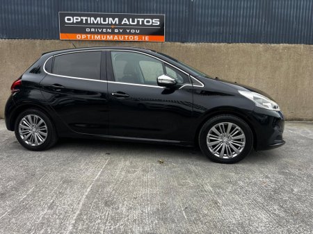 2016 Peugeot 208 Peugeot 208 1.2 petrol auto loaded with extras €10,750
