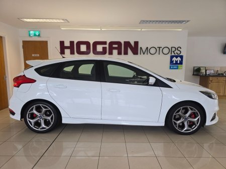 2016 Ford Focus * Jan 2026 Pricing * ST2 2.0 250PS 5DR H/B €18,950