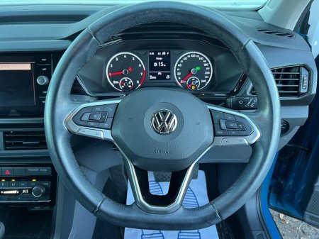 2020 Volkswagen T-Cross 1.0 TSI 1ST EDITION PLUS// HIGH SPEC DIAMOND CUT ALLOYS // REVERSE CAMERA // APPLE CARPLAY/ANDROID AUTO €21,750