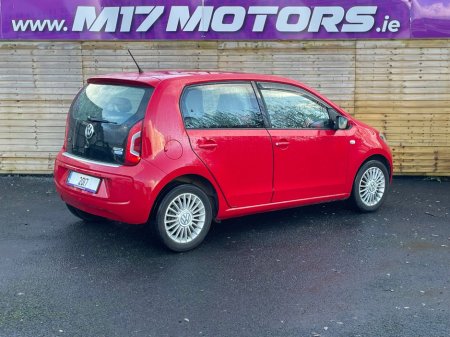 2017 Volkswagen up!  €10,950 thumbnail