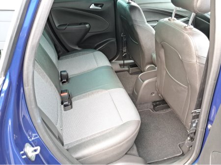 2022 Opel Crossland SRI 1.5TD 110BHP **HALF LEATHER** €18,950 thumbnail