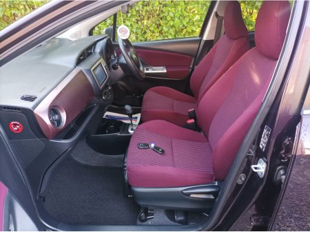 2015 Toyota Yaris 1.3 AUTOMATIC HIGH SPEC CAR CLIMATE CONTROL AIR CON LARGE TOUCH SCREEN MULTIMEDIA RADIO HD REVERSE CAMERA MULTI FUNCTION STEERING WHEEL PROXIMITY KEY SERVICE HISTORY (6 STAMPS) 4 NEW TYRES 2 YEARS NCT €12,995