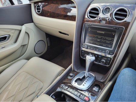 2011 Bentley Continental Continental GT €79,999 thumbnail