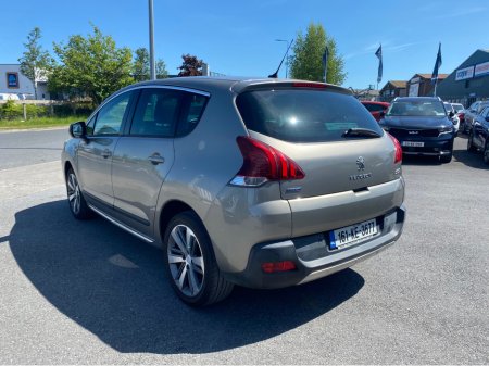 2016 Peugeot 3008 ALLURE 1.6 BLUE HDI 120 4 4DR €10,900 thumbnail