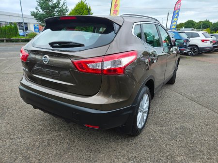 2016 Nissan Qashqai 1.2 SV MY16 NC E6 4DR €12,950 thumbnail