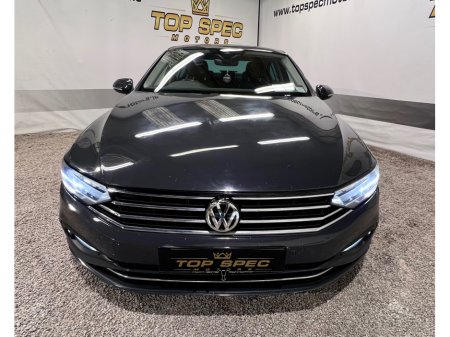 2020 Volkswagen Passat TDI SEL S-A 4DR AUTO €19,700