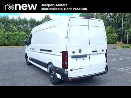 2025 Renault Master Advance LM35 Auto 170 bhp €40,600