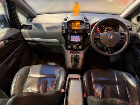 2013 Vauxhall Zafira  €4,450 thumbnail