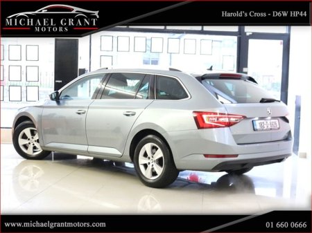 2018 Skoda Superb 1.6 TDI 120BHP STYLE ESTATE / IRISH CAR / FULL HISTORY €18,950 thumbnail