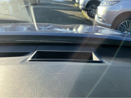 2019 Toyota Camry WS AUTOMATIC HYBRID 2.5 PETROL //MASSIVE SPEC//FULL LEATHER ELECTRIC HEATED SEATS//JBL SOUND//KEYLESS ENTRY//ADAPTIVE CRUISE CONTROL// thumbnail