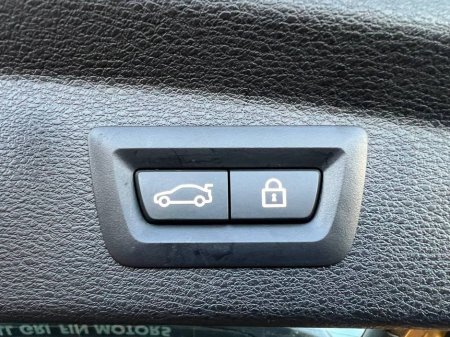 2019 BMW X2 XDRIVE18d 2.0 // 19" M-SPORT ALLOYS // HEATED SUEDE SEATS // ADAPTIVE CRUISE CONTROL €26,900 thumbnail