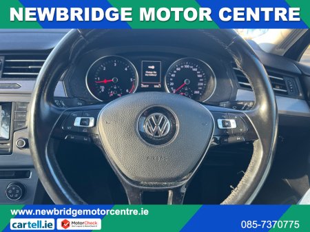 2016 Volkswagen Passat TRENDLINE 1.6 TDI  ESTATE €8,950 thumbnail