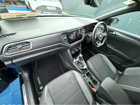 2021 Volkswagen T-Roc R-LINE - 2.0L DIESEL - AUTO - 12M WARRANTY - CAR: 1627 thumbnail