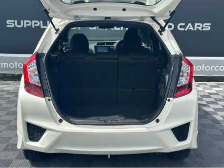 2014 Honda Fit Hybrid €8,950