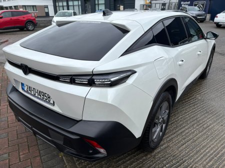 2024 Peugeot 408  €28,950