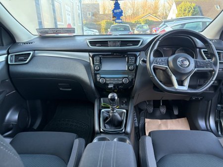 2018 Nissan Qashqai 1.5 DSL SV PREMIUM €15,995 thumbnail