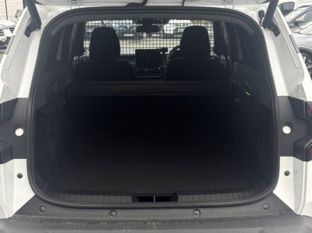 2026 Dacia Bigster BIGSTER COMMERCIAL TO ORDER thumbnail